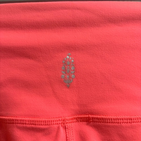 NWOT Free People Movement Bright Pink High-Waisted Leggings - Picture 3 of 3